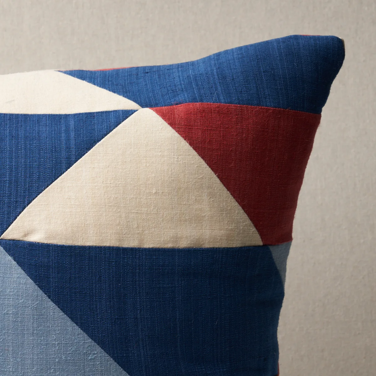 Schumacher Erindale Pillow in Americana (SO8288006)