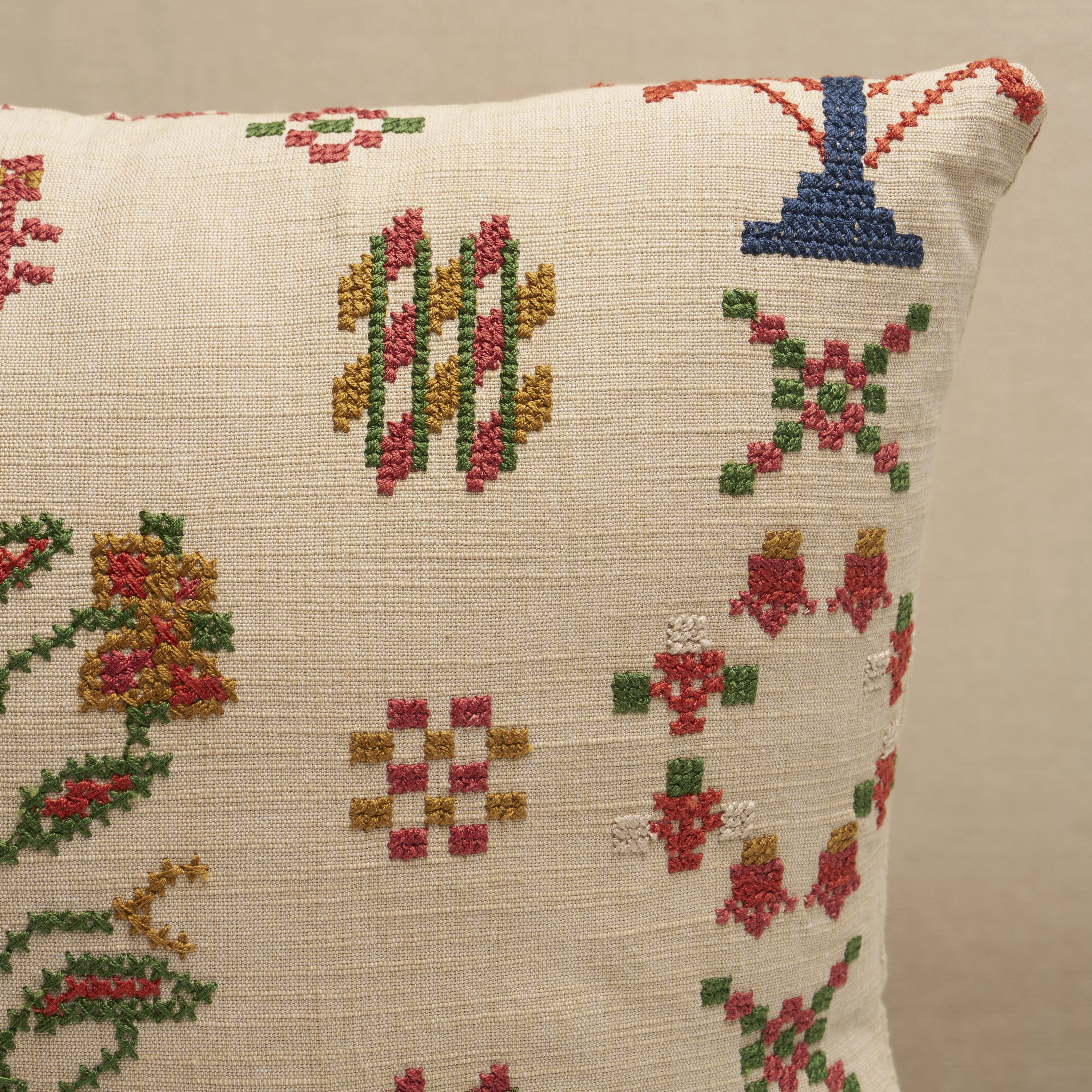 SO8598012 | Fairview Cross Stitch Pillow - Multi Schumacher Fairview Cross Stitch Pillow in Multi (SO8598012)