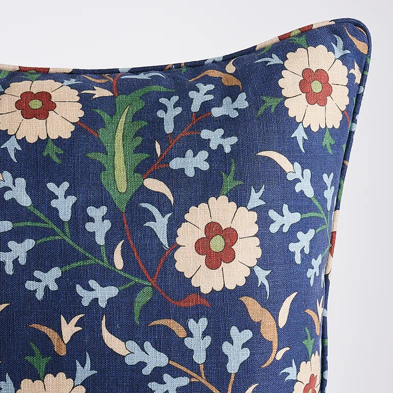 Schumacher Floralia Pillow in Indigo (SO17995106)