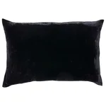 SO000135 | Gilded Serpiente Velvet Pillow - Black Schumacher Gilded Serpiente Velvet Pillow in Black (SO000135)