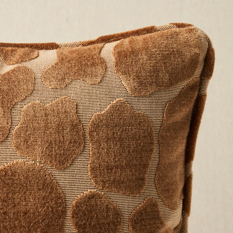 Schumacher Giraffe Velvet Pillow in Safari (SO8297014)