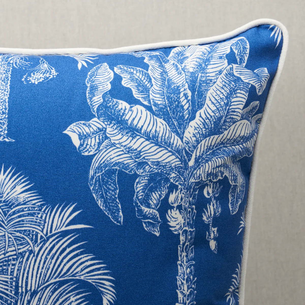SO18096106 | Grand Palms I/O Pillow - Navy Schumacher Grand Palms I/O Pillow in Navy (SO18096106)