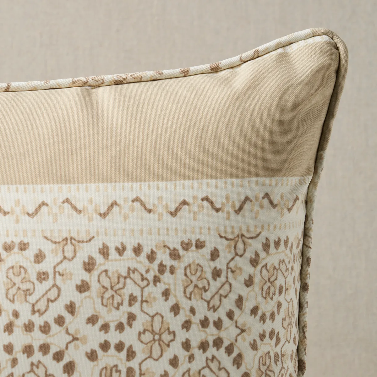 Schumacher Jasmine I/O Pillow in Neutral (SO18074218)
