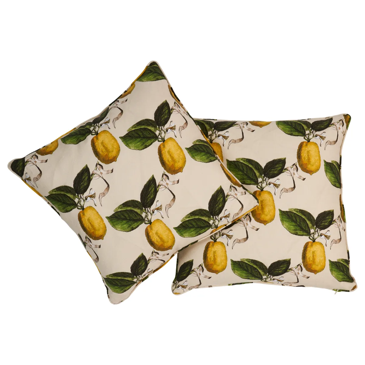 SO18063205 | Le Citron Pillow - Natural Schumacher Le Citron Pillow in Natural (SO18063205)