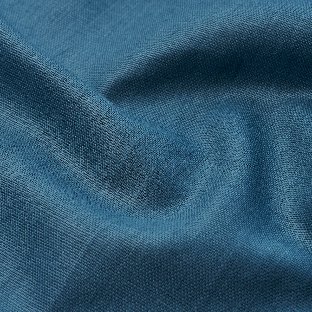 Leo Glazed Linen Pillow - Peacock Schumacher Leo Glazed Linen Pillow in Peacock