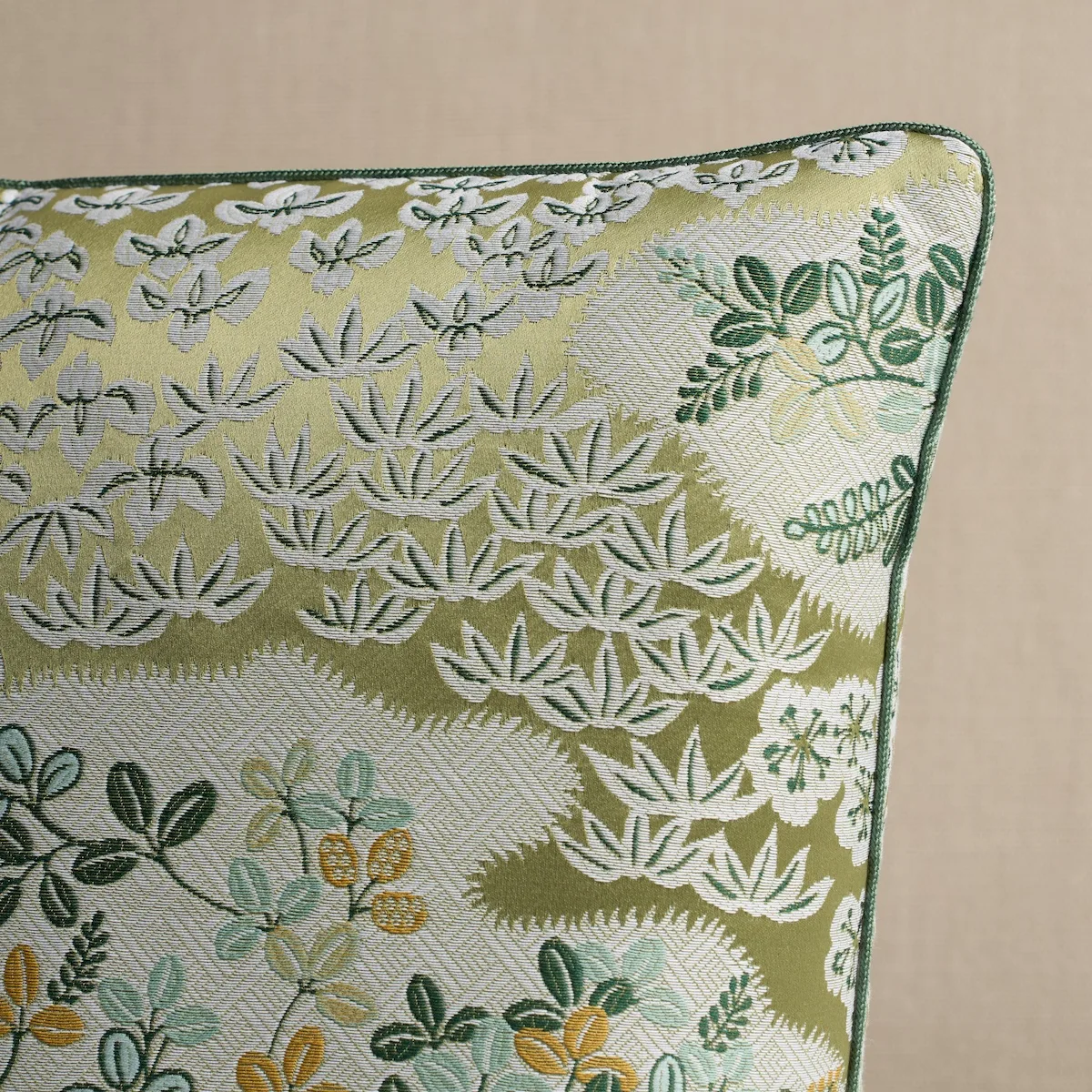 Schumacher Lorene Pillow in Leaf (SO8564004)