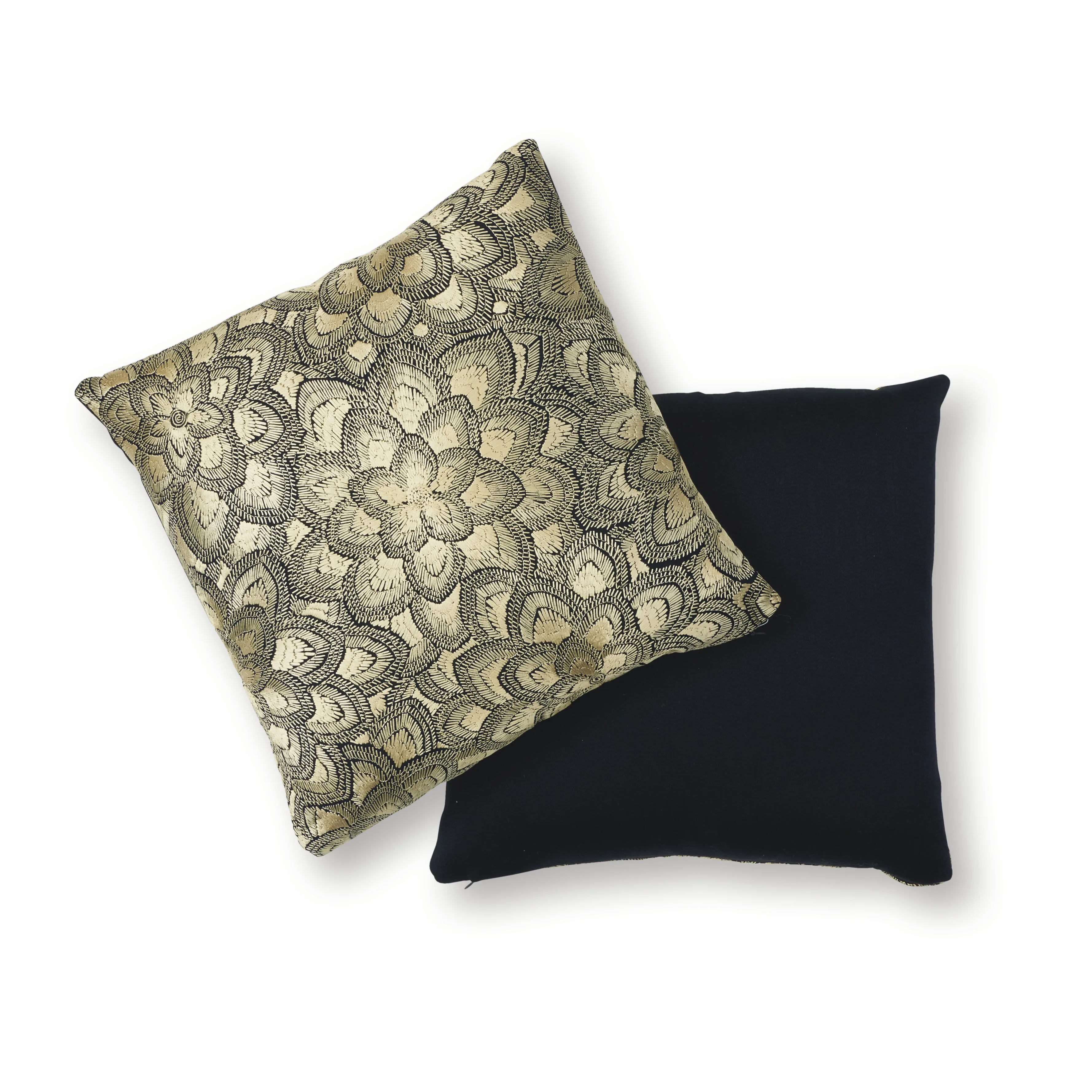 SO7834004 | Lotus Embroidery Pillow - Gold Schumacher Lotus Embroidery Pillow in Gold (SO7834004)