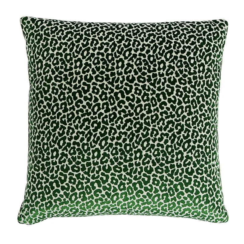 Schumacher Madeleine Velvet 20" Pillow in Emerald (SO6882505)