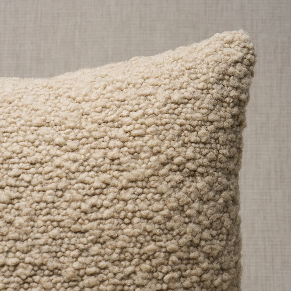 Schumacher Margarete Pillow in Bisque