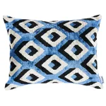 SOV45438 | Mersin Silk Velvet Pillow - Blue & Black Schumacher Mersin Silk Velvet Pillow in Blue & Black (SOV45438)