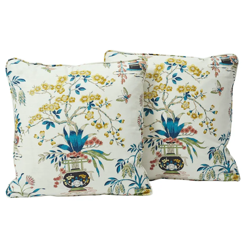 Schumacher Ming Vase Pillow in Multi (SO17673204)