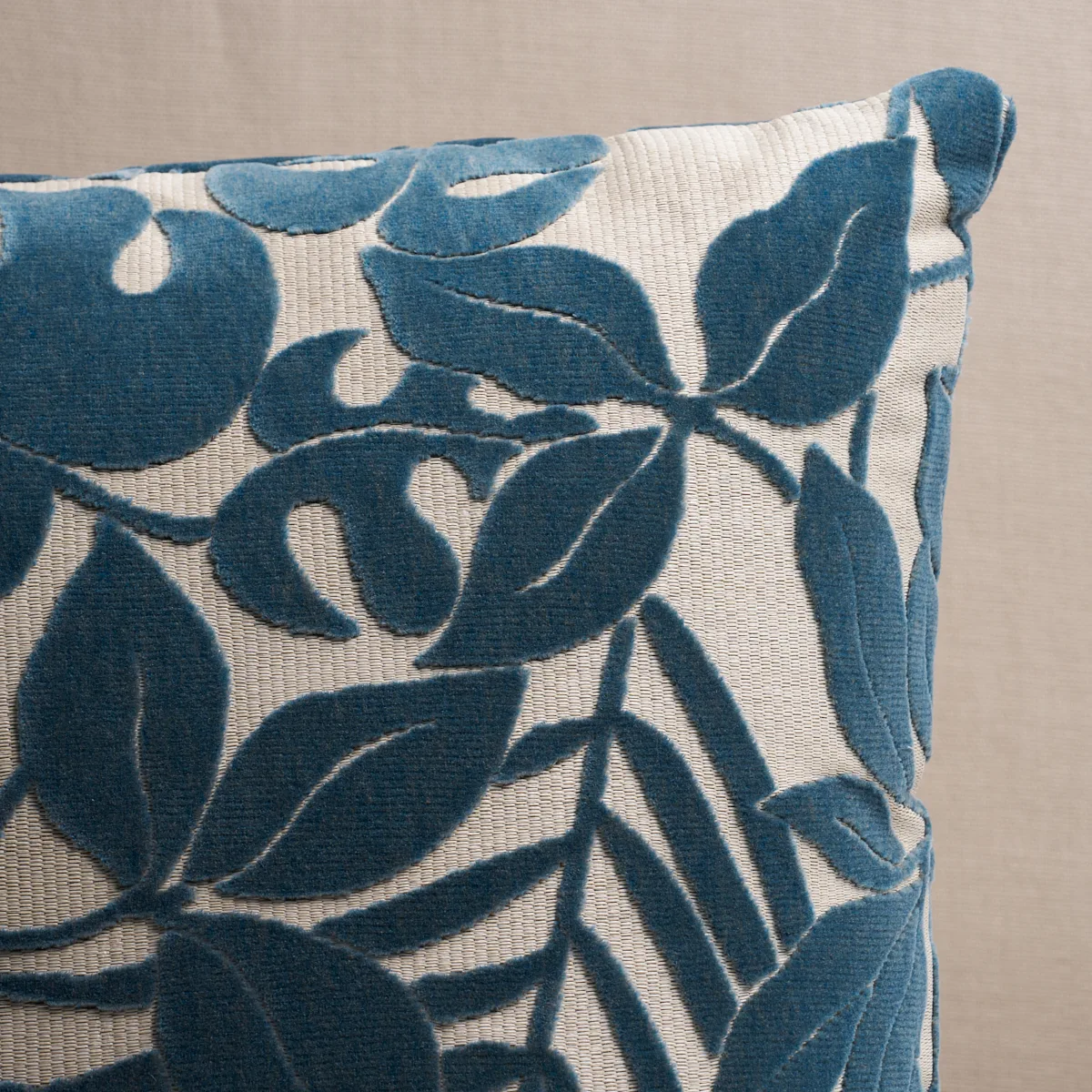 Schumacher Miramar I/O Velvet Pillow in Cadet (SO8432206)