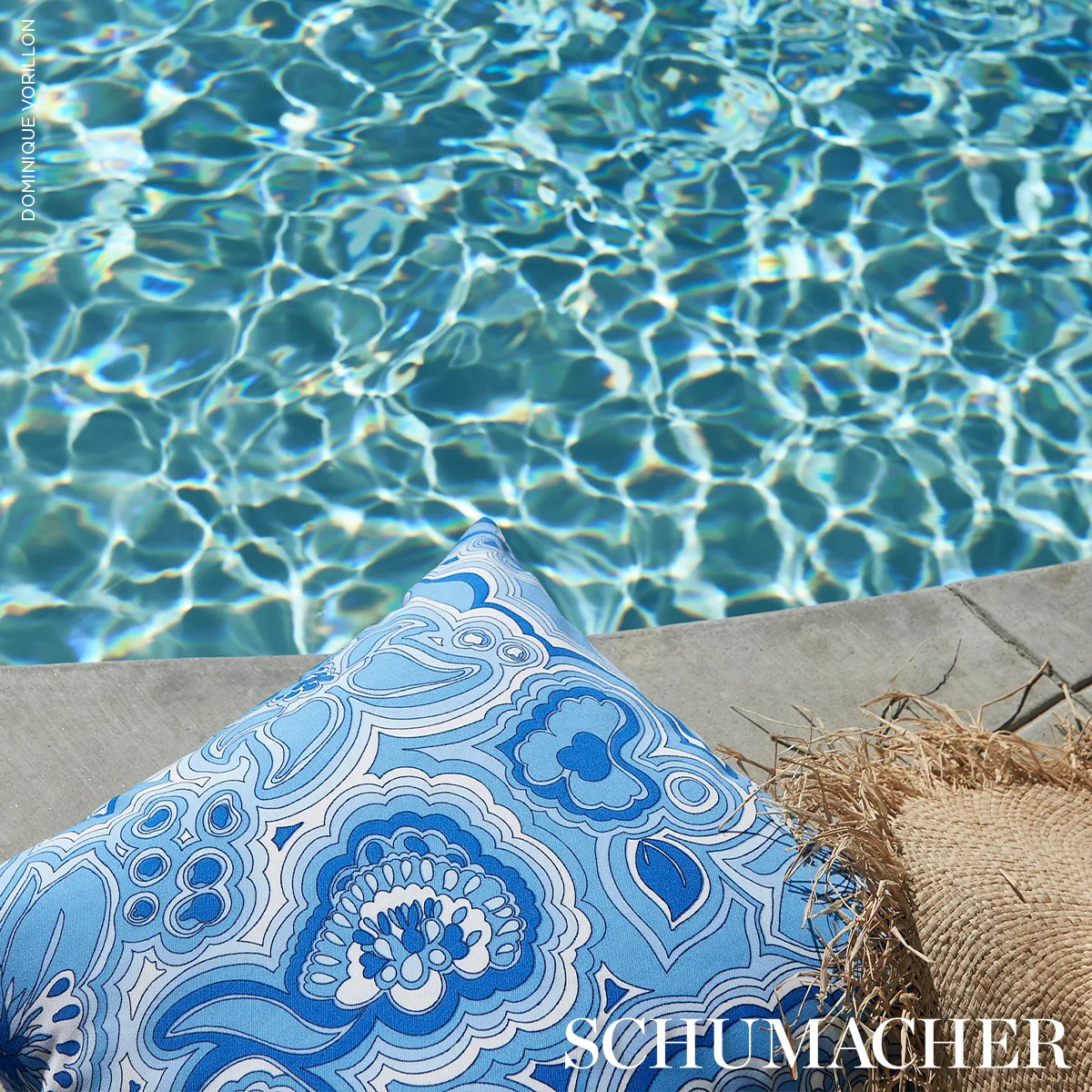 SO18106005 | Morning Sunrise I/O Pillow - Horizon Blue Schumacher Morning Sunrise I/O Pillow in Horizon Blue (SO18106005)