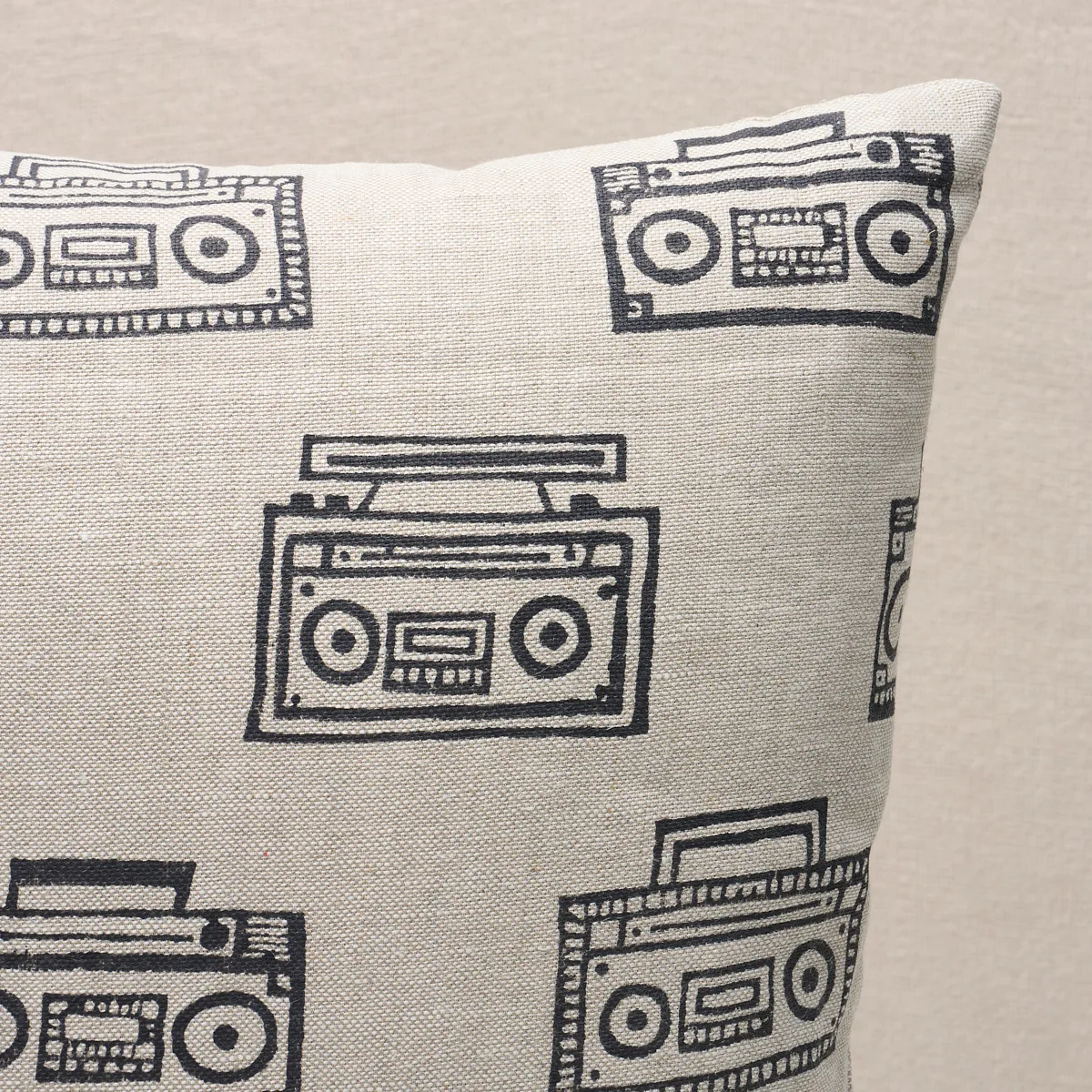 Schumacher Ode Pillow in Charcoal (SO18245003)