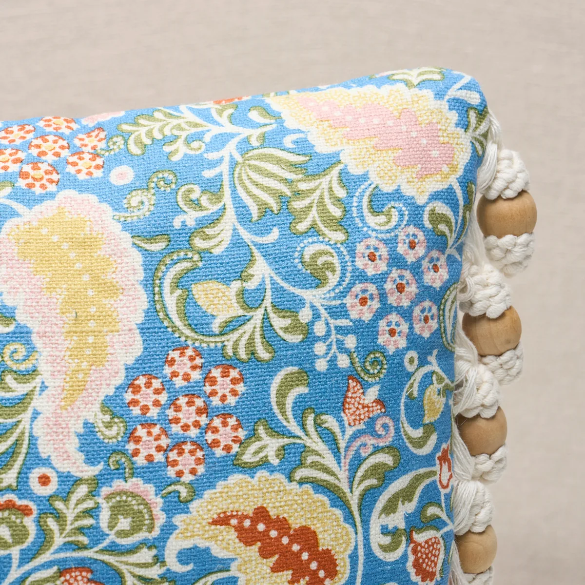 Schumacher Peggy Paisley Pillow in Azure (SO18243212)