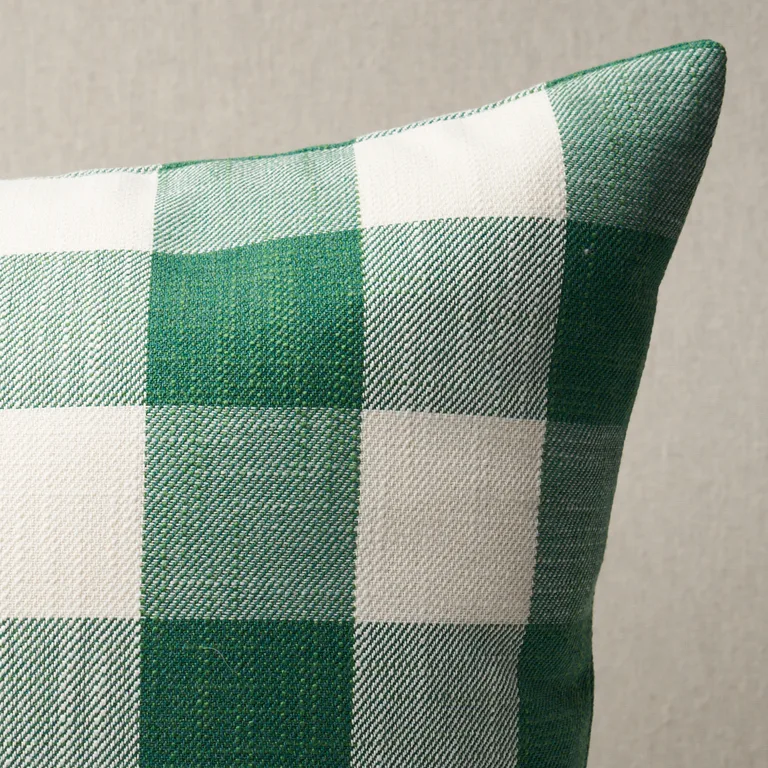 Schumacher Picnic I/O Pillow in Emerald (SO8232105)