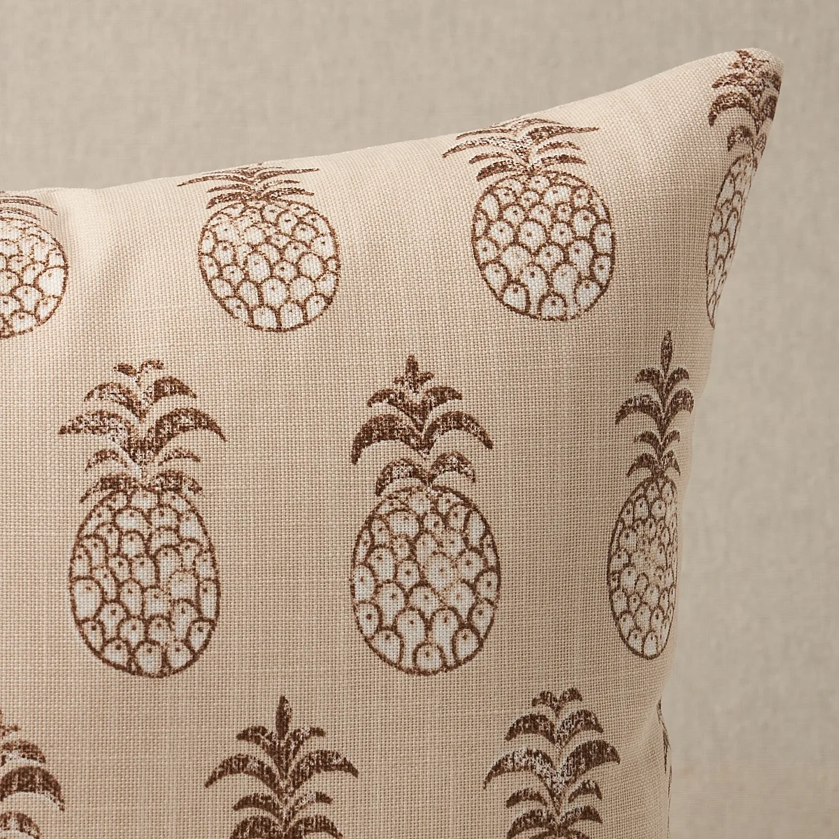 Schumacher Piña Cove I/O Pillow in Coconut (SO18102213)