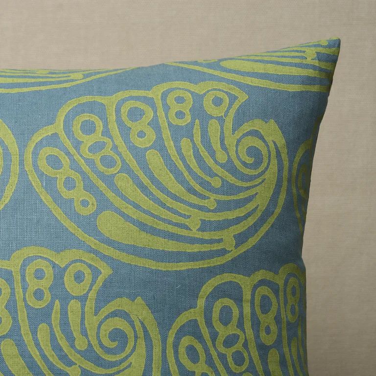 Schumacher Ramsgate Hand Block Pillow in Seaweed (SO18275105)