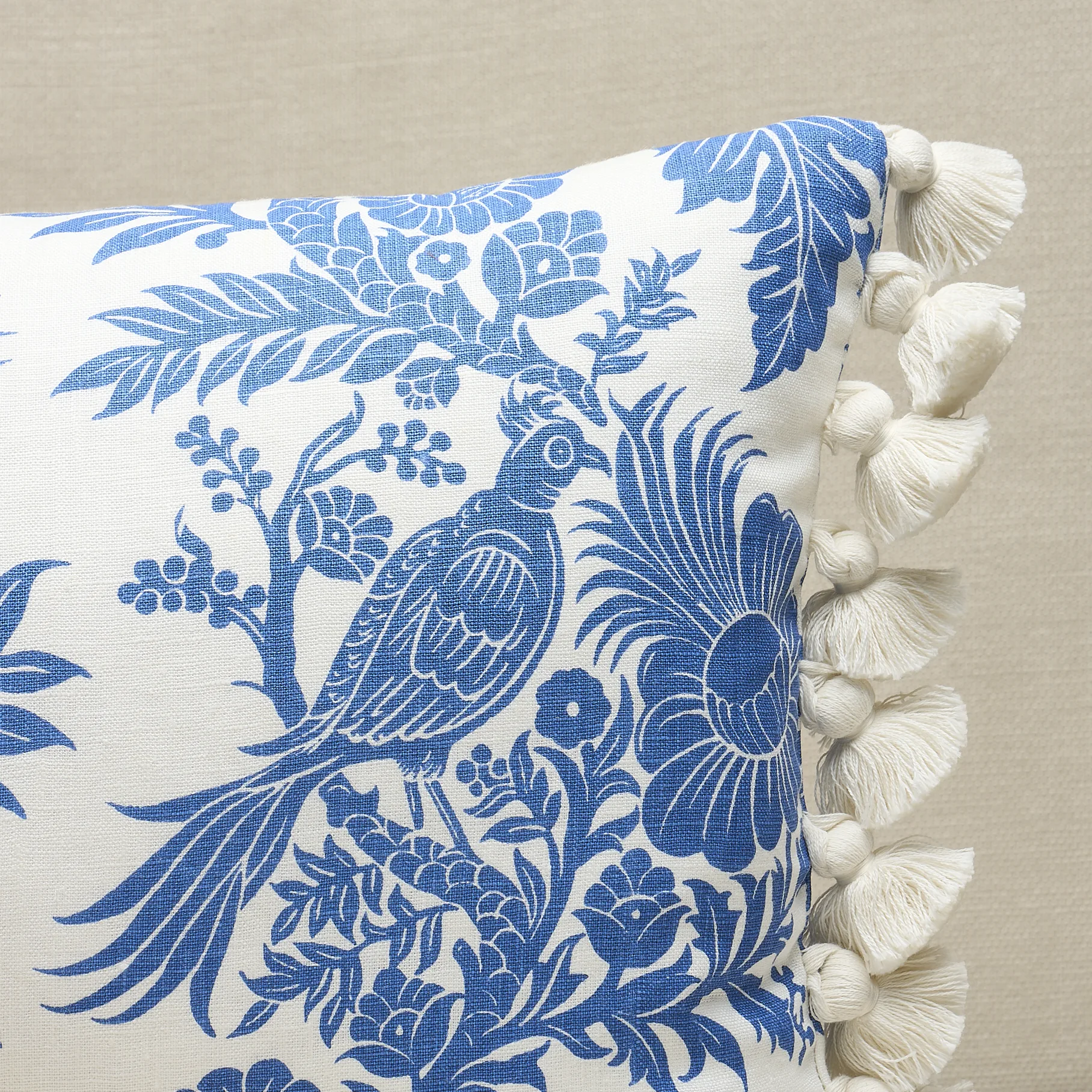 SO18253118 | Raven Woods Pillow - Blue Schumacher Raven Woods Pillow in Blue (SO18253118)