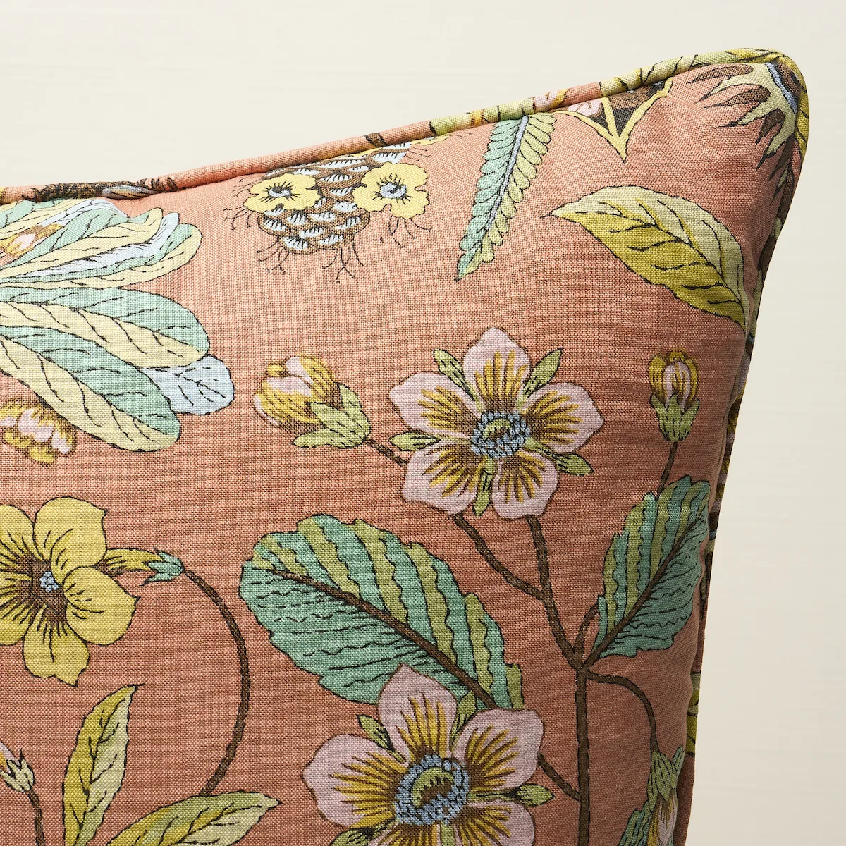 SO17877406 | Roca Redonda Pillow - Spice Schumacher Roca Redonda Pillow in Spice (SO17877406)