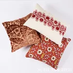 SO8078105 | Saz Paisley Velvet Pillow - Terracotta Schumacher Saz Paisley Velvet Pillow in Terracotta (SO8078105)