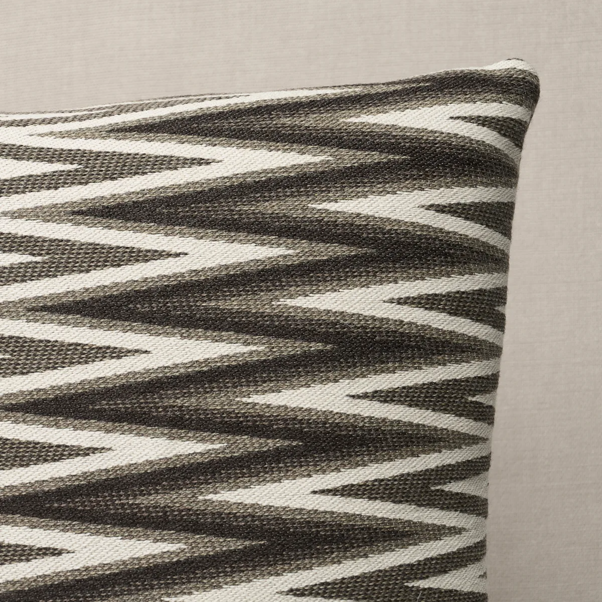 Schumacher Wedge Weave Pillow in Green (SO8703106)