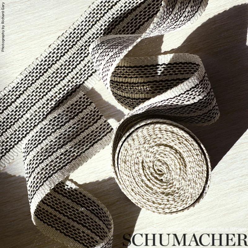 77070 | Agnes Medium Tape - White & Black Schumacher Agnes Medium Tape trim in White & Black (77070)