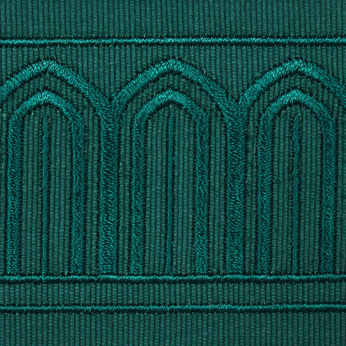 70768 | Arches Embroidered Tape Medium - Emerald Schumacher Arches Embroidered Tape Medium trim in Emerald (70768)