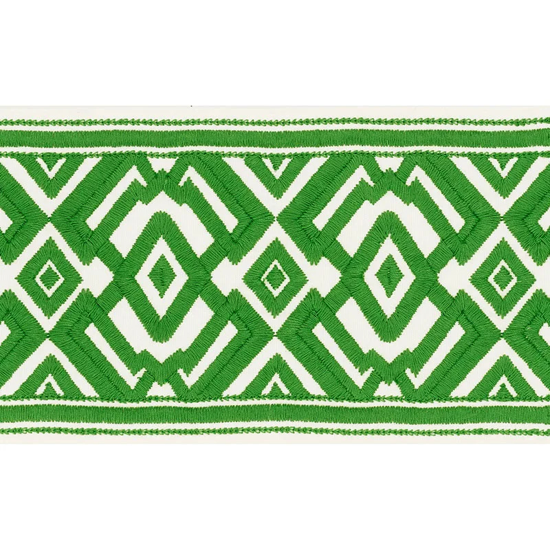 Schumacher Avalon Tape trim in Green (70663)