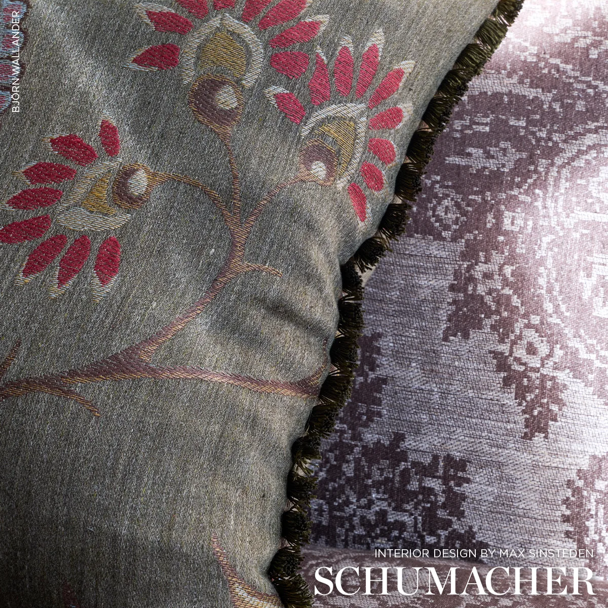 70728 | Bell Fringe - Leaf Schumacher Bell Fringe trim in Leaf (70728)