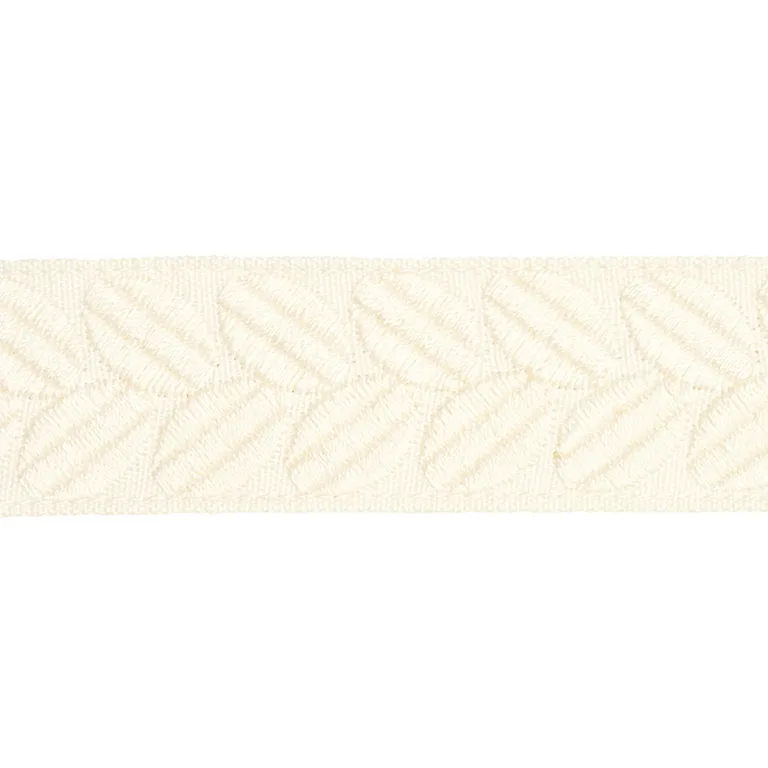Schumacher Berkeley Tape Narrow trim in Ivory (79911)