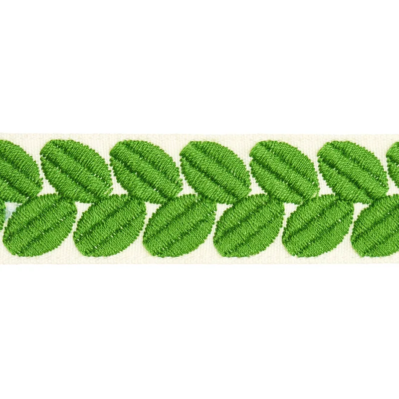 Schumacher Berkeley Tape Narrow trim in Leaf (79913)