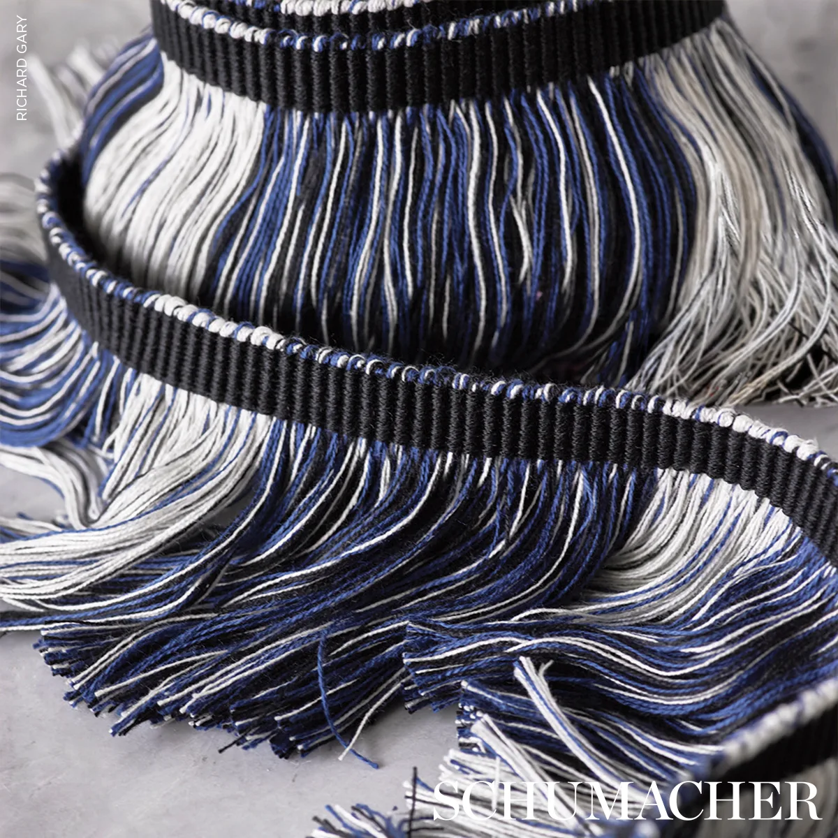 78982 | Calcada Fringe - Midnight Schumacher Calcada Fringe trim in Midnight (78982)