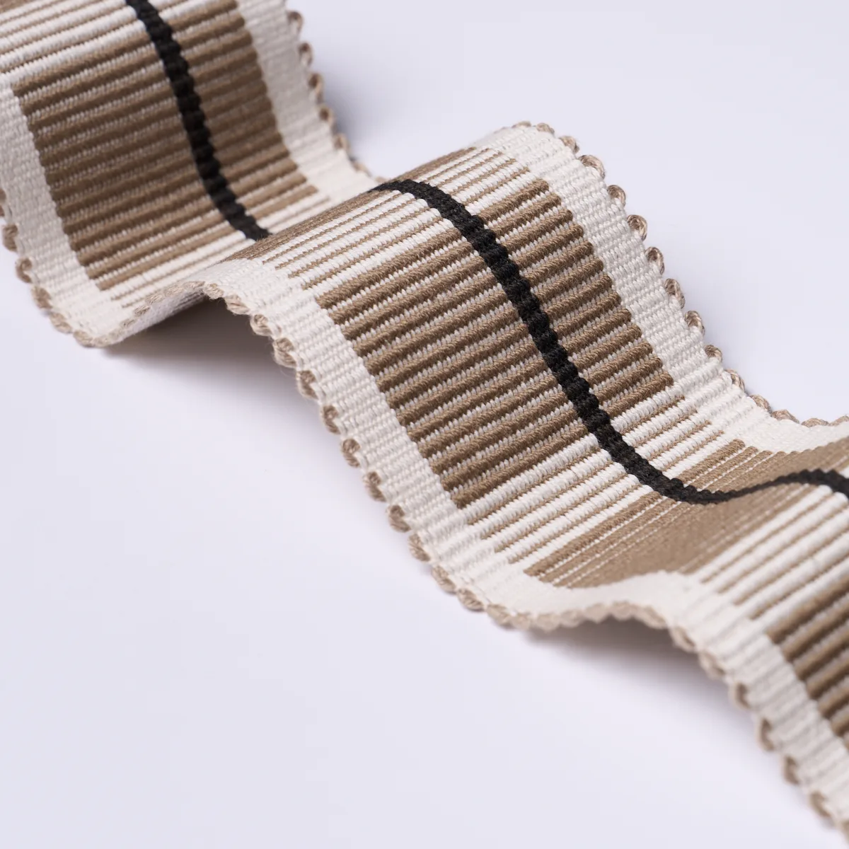 85190 | Calcada Tape Medium - Wheat Schumacher Calcada Tape Medium trim in Wheat (85190)