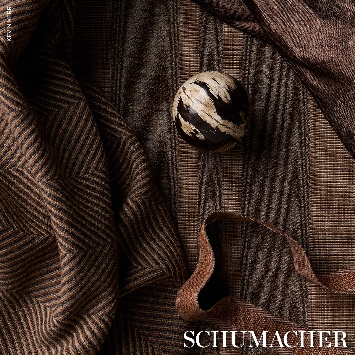 83382 | Cardiff Tape - Brown Schumacher Cardiff Tape trim in Brown (83382)