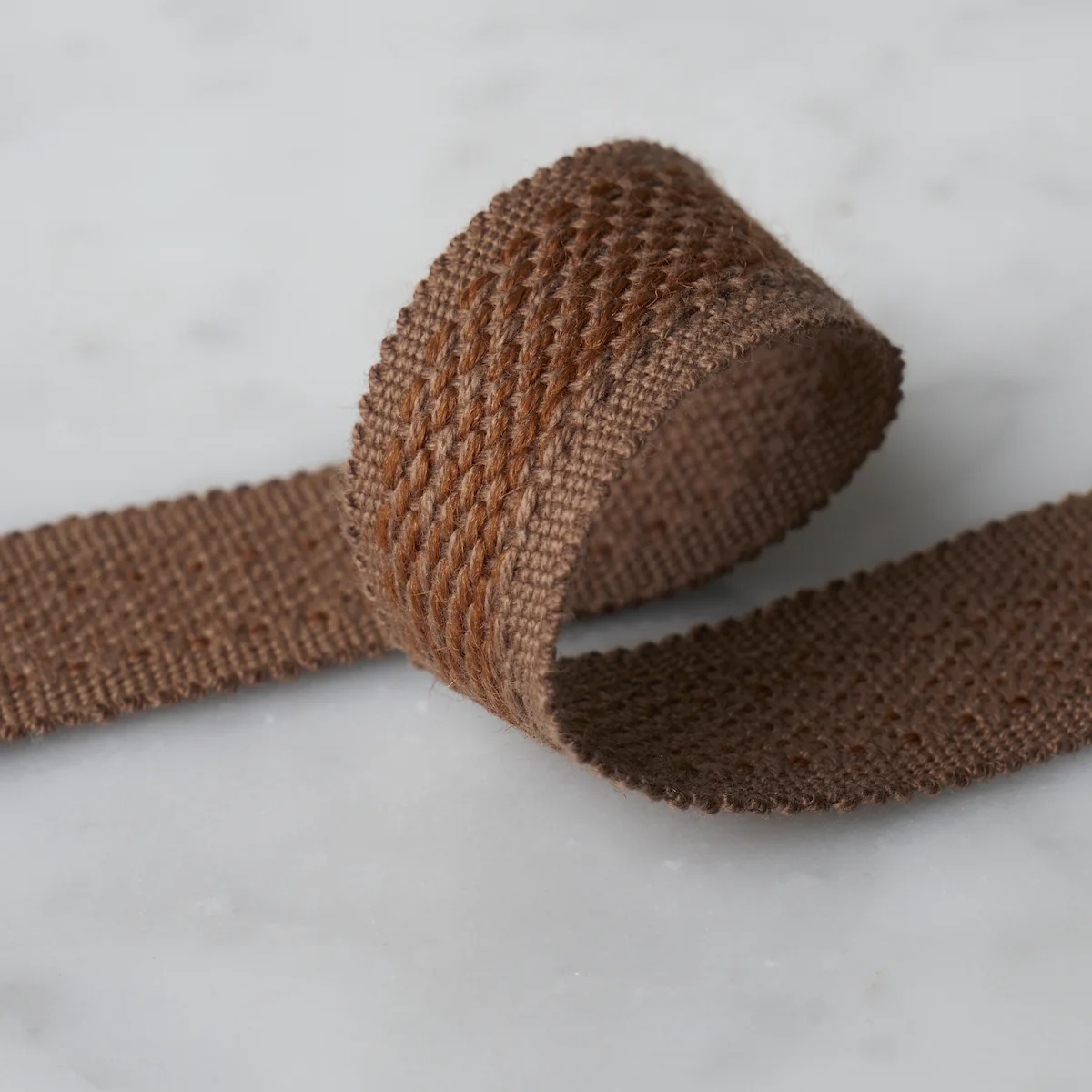 83392 | Cardiff Tape Medium - Brown Schumacher Cardiff Tape Medium trim in Brown (83392)