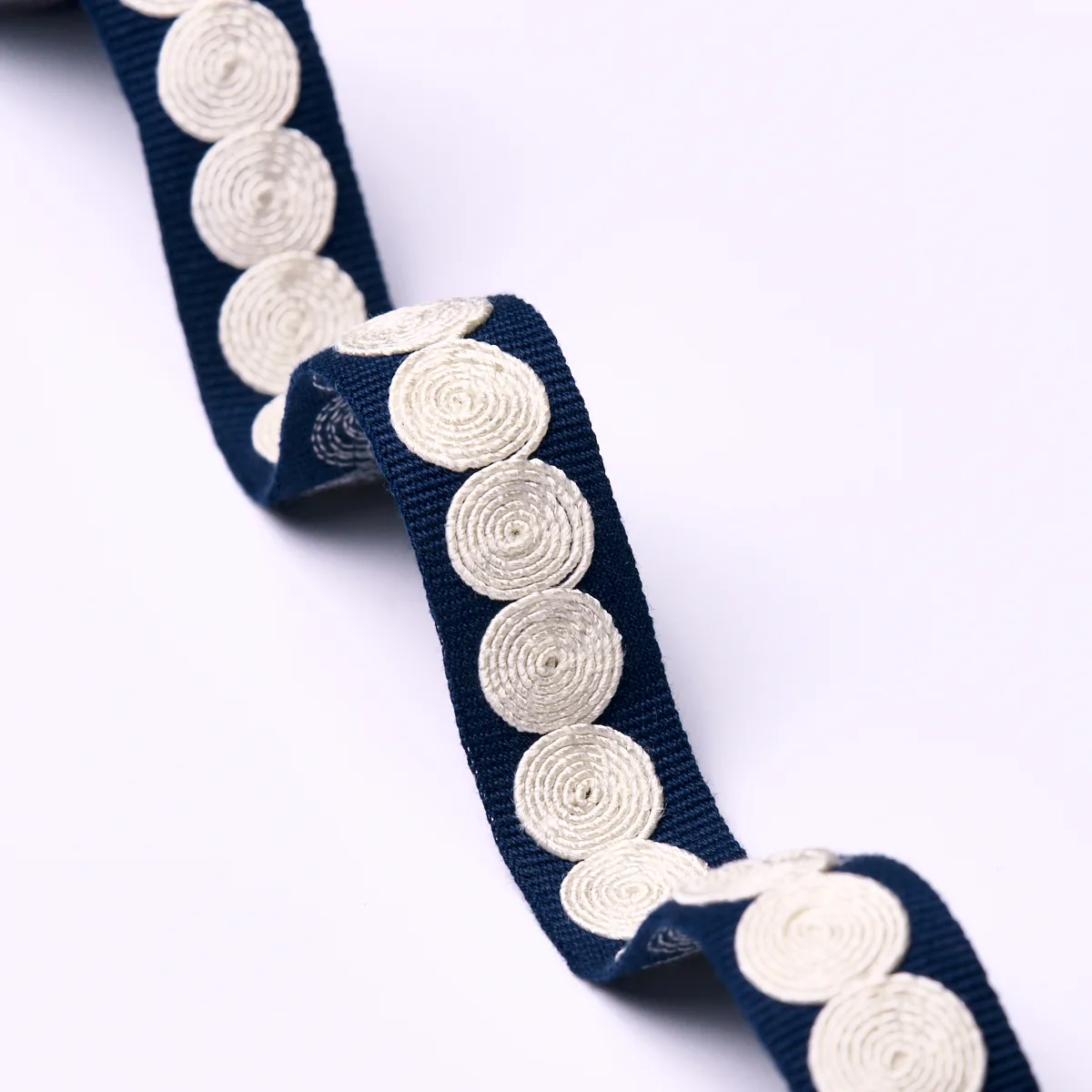 83882 | Castille Tape Narrow - Navy Schumacher Castille Tape Narrow trim in Navy (83882)