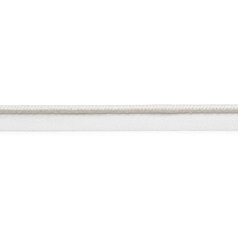 Schumacher Cedric Cotton Lip Cord Medium trim in Ivory (74780)