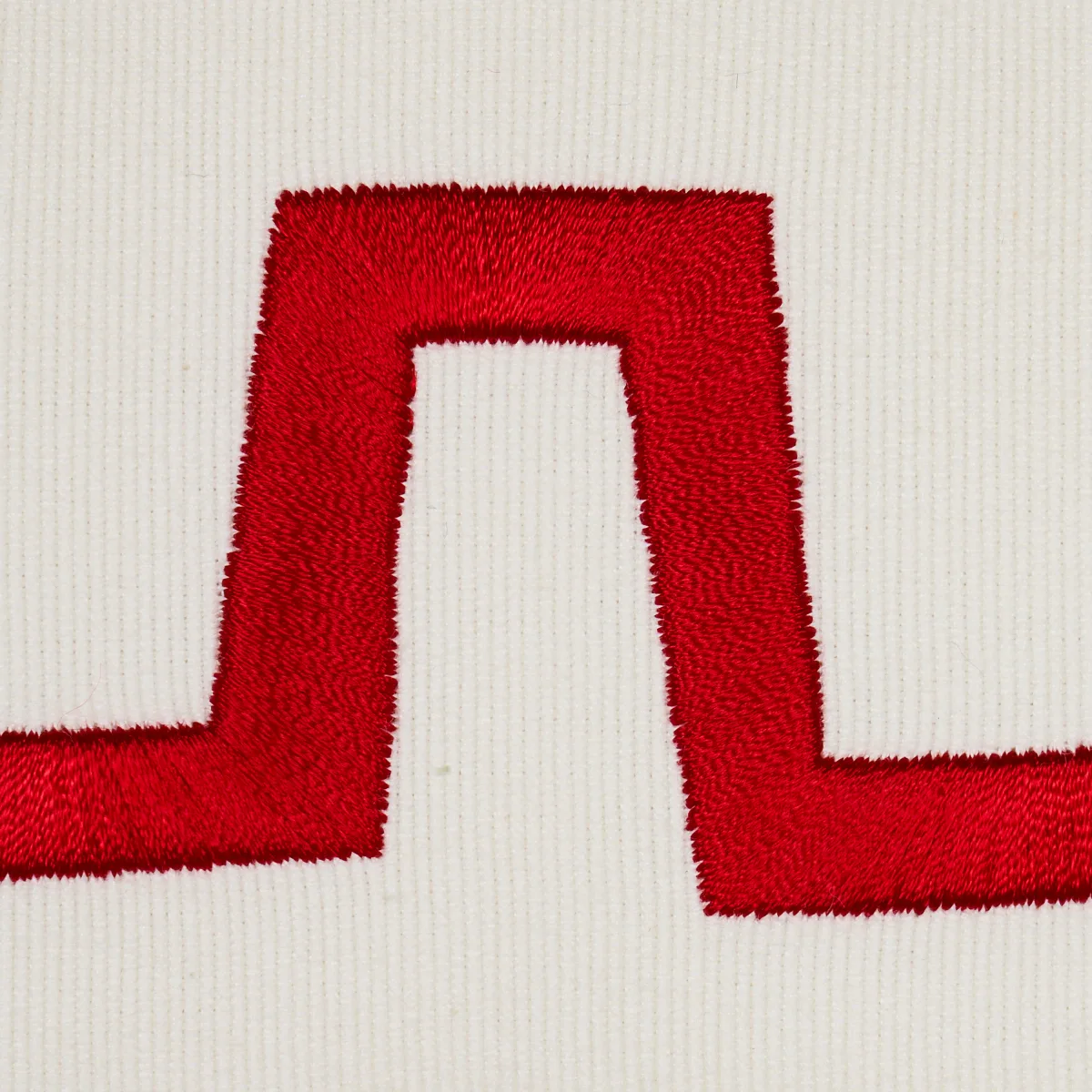 81772 | Corbu Tape - Red Schumacher Corbu Tape trim in Red (81772)
