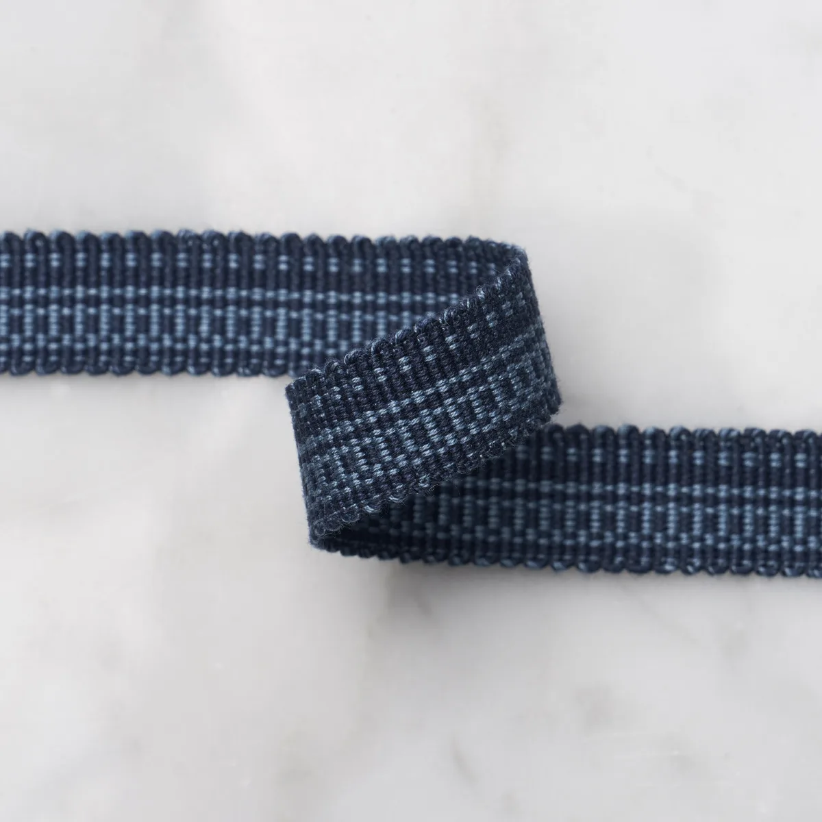83950 | Cotton Strié Tape Narrow - Indigo Schumacher Cotton Strié Tape Narrow trim in Indigo (83950)