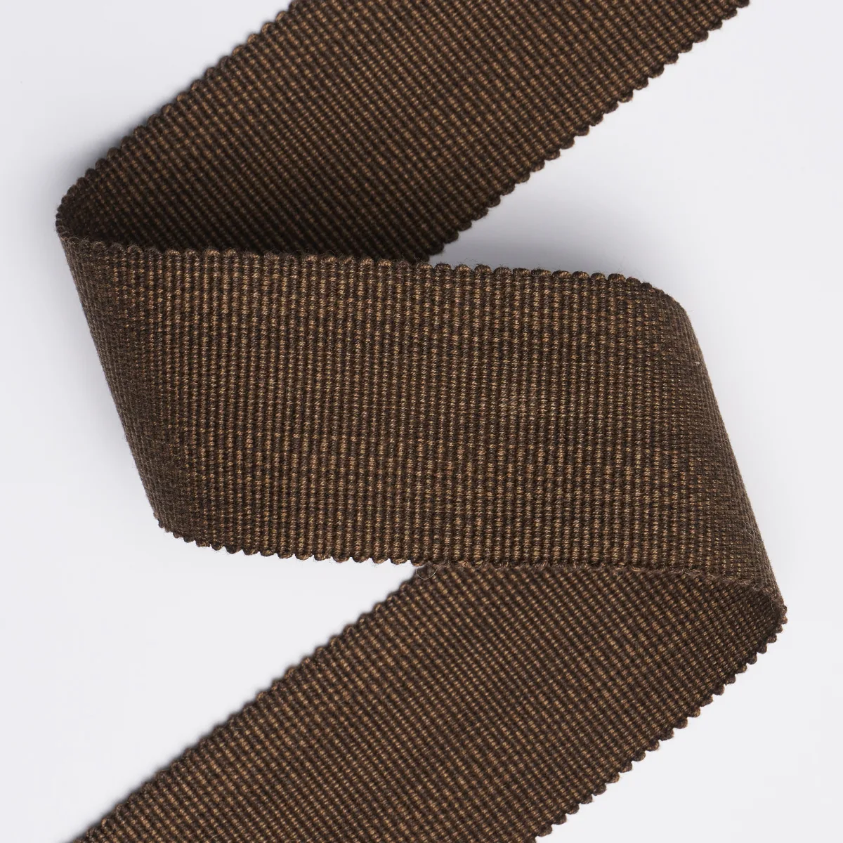 83960 | Cotton Strié Tape Wide - Chestnut Schumacher Cotton Strié Tape Wide trim in Chestnut (83960)