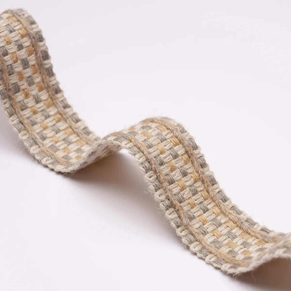 85545 | Country Braid - Neutral Schumacher Country Braid trim in Neutral (85545)