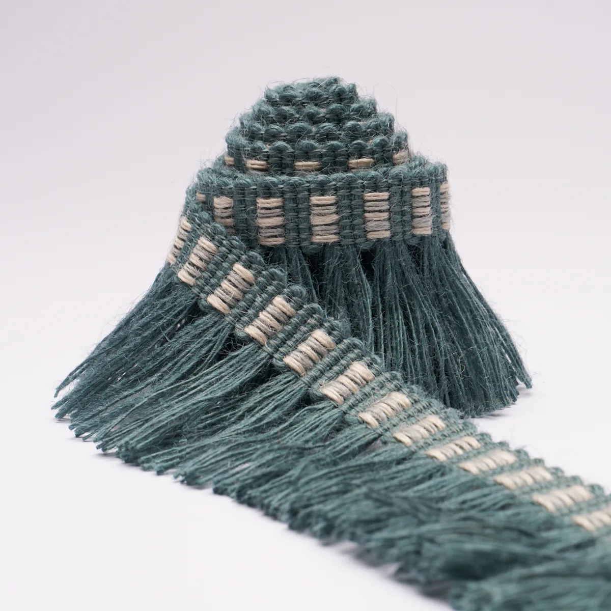 85562 | Country Fringe - Teal Schumacher Country Fringe trim in Teal (85562)