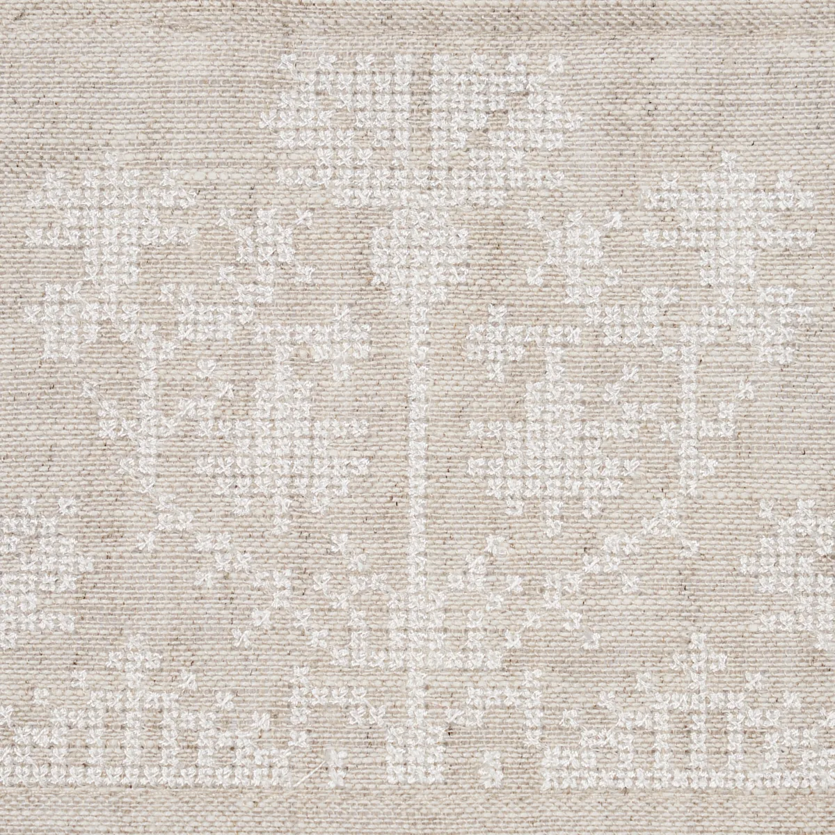 81662 | Custis Embroidered Tape - Shell Schumacher Custis Embroidered Tape trim in Shell (81662)