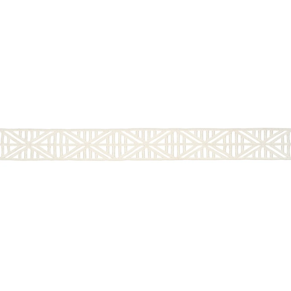Schumacher Diamond Lattice trim in Ivory (86281)
