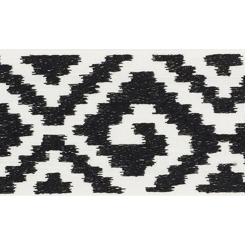 Schumacher Fillmore Tape trim in Black (70608)