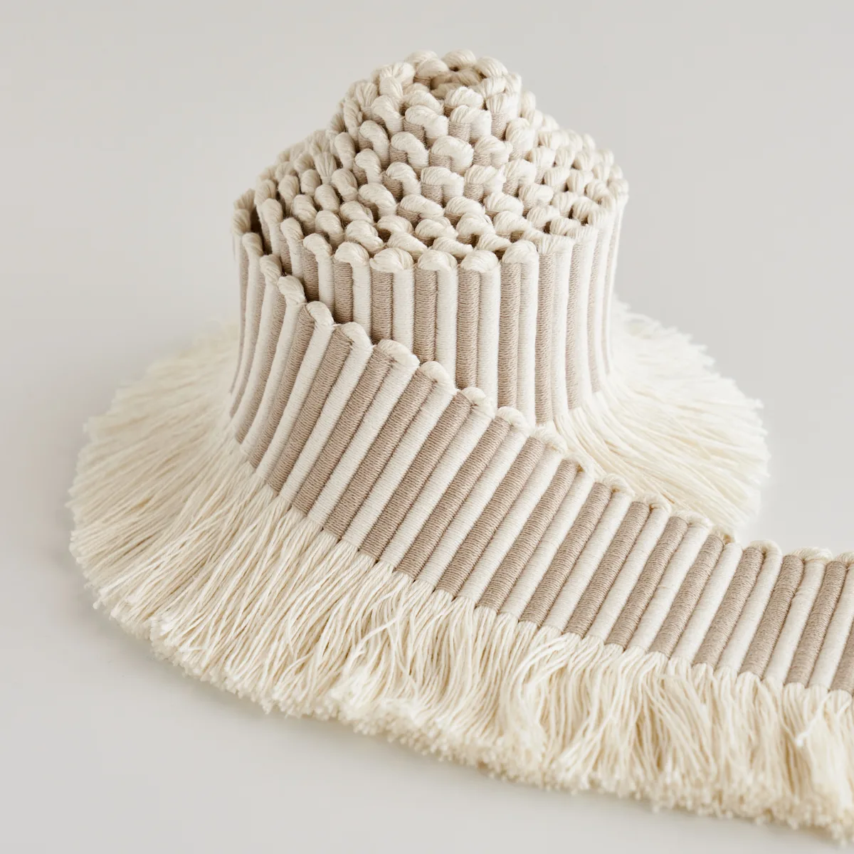 Schumacher Graphic Fringe trim in Ivory (81210)