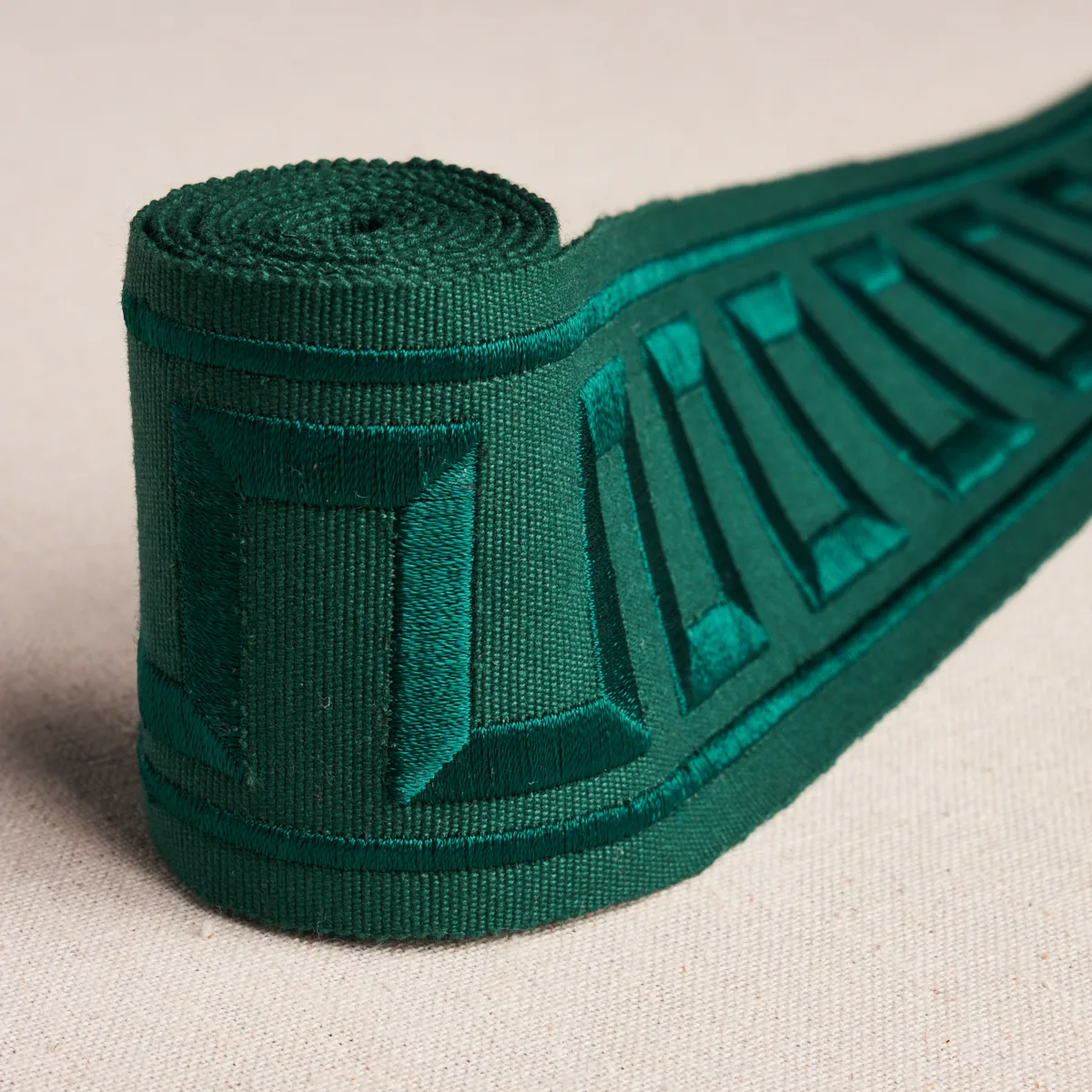 70804 | Greek Key Embroidered Tape - Emerald Schumacher Greek Key Embroidered Tape trim in Emerald (70804)