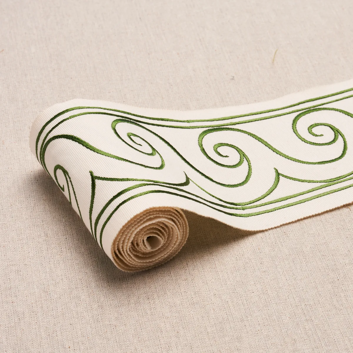 70756 | Greek Waves Trim - Green on Ivory Schumacher Greek Waves Trim in Green on Ivory (70756)