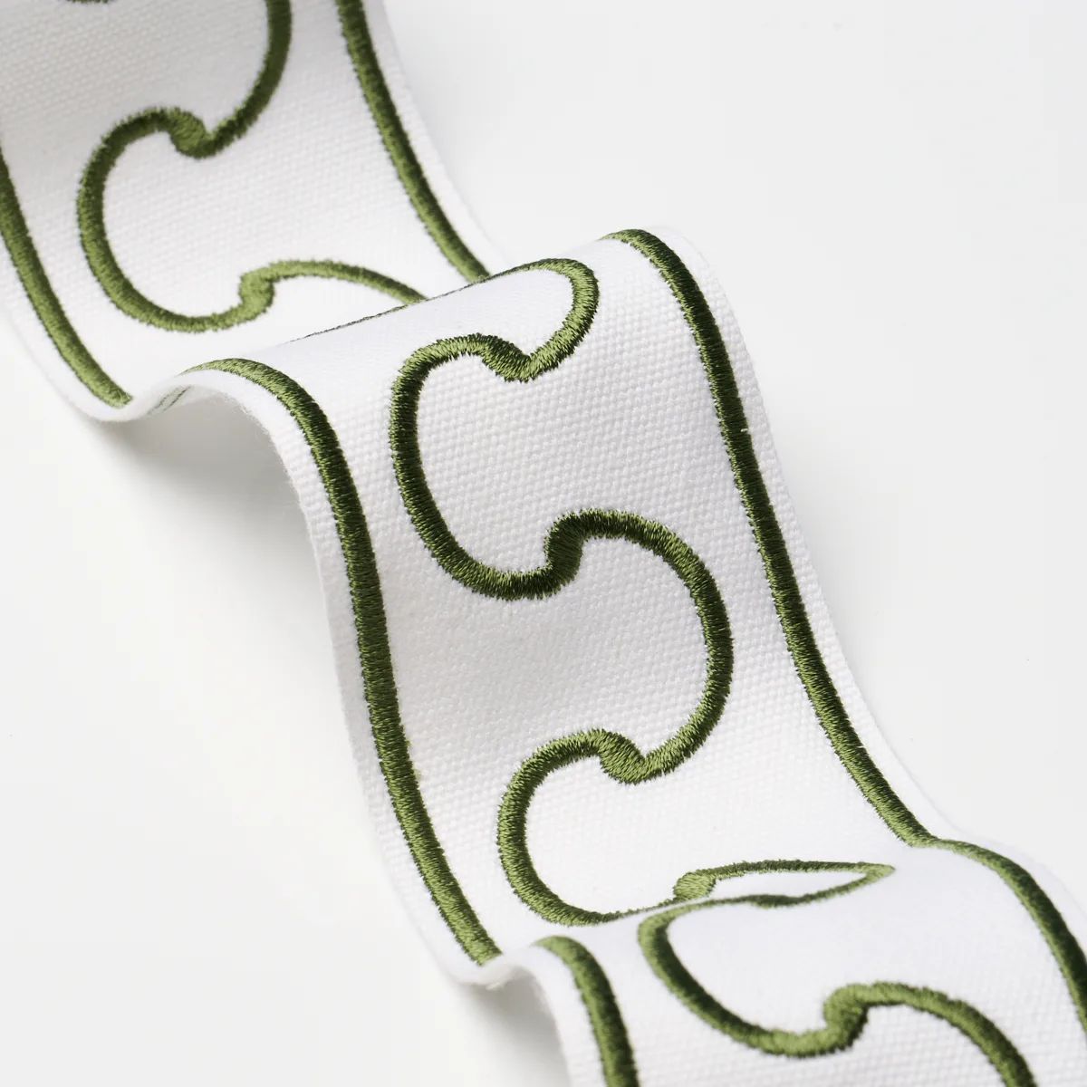 84561 | Grenelle - Green Schumacher Grenelle trim in Green (84561)